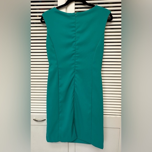 Jessica Green Dress Size 4 - Picture 4 of 13